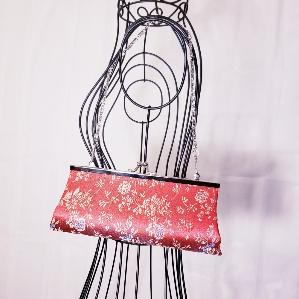 Oriental Kiss Lock Clutch